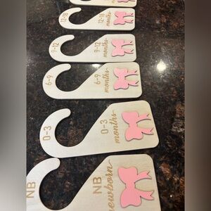 8pcs Wooden Baby Wardrobe Dividers - Double-Sided Size Newborn to 18-24 months